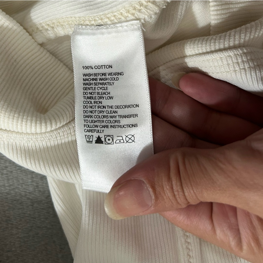 Tommy Bahama quarter zip sweater - Picture 11 of 11